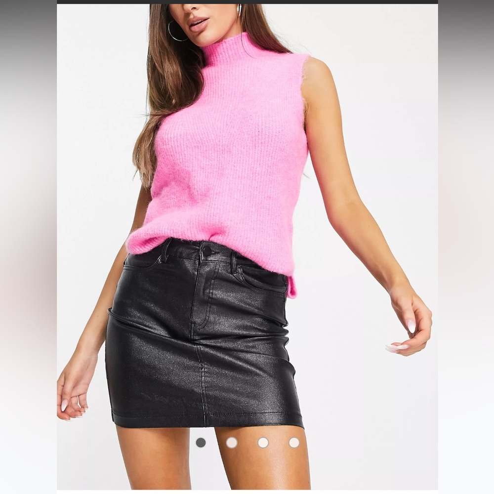 Metallic coated Black mini skirt
